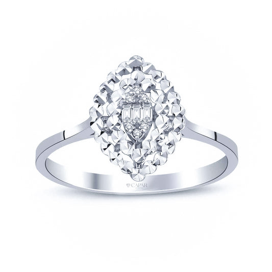 0.07 Karat Markiz Model Pırlanta Baget Yüzük